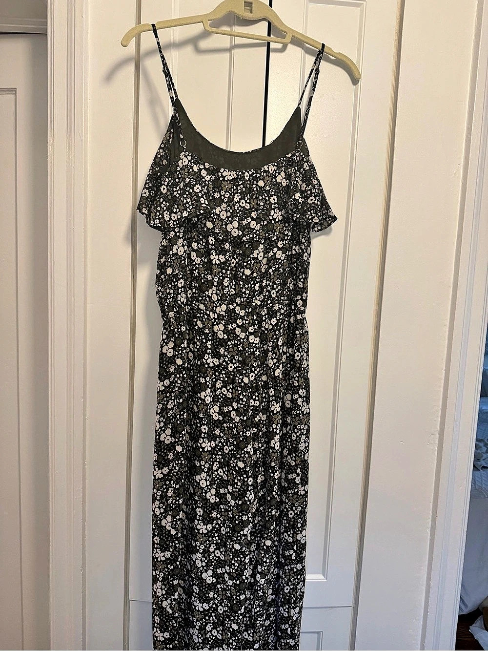 Michael Kors Floral Jumpsuit in Black & White Size Small Like New
